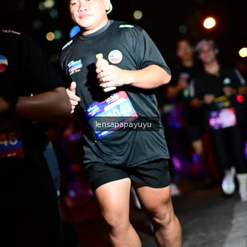 Runner Photo 4077499