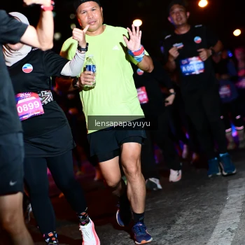 Runner Photo 4077512