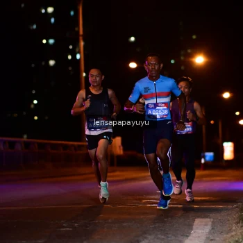 Runner Photo 4077527