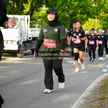 Runner Photo 4077600