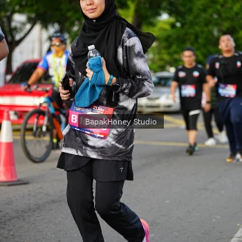 Runner Photo 4077619