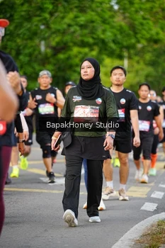 Runner Photo 4077644
