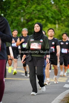 Runner Photo 4077645