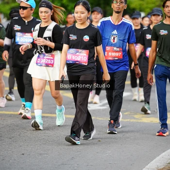 Runner Photo 4077656