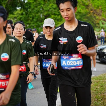 Runner Photo 4077663