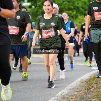 Runner Photo 4077692