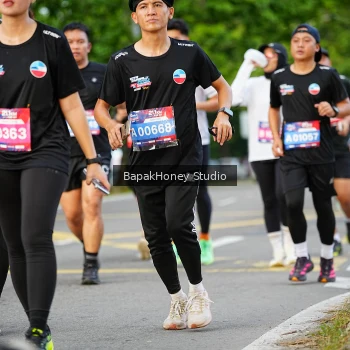 Runner Photo 4077703