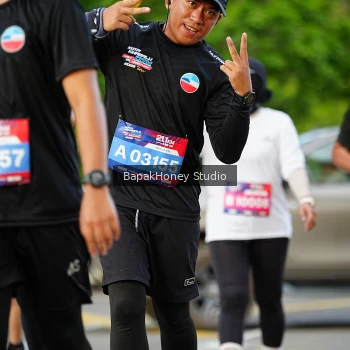 Runner Photo 4077704