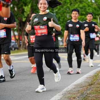 Runner Photo 4077706
