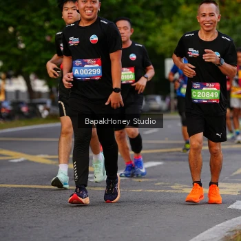 Runner Photo 4077750