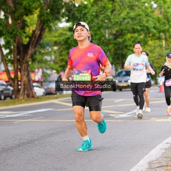 Runner Photo 4077758