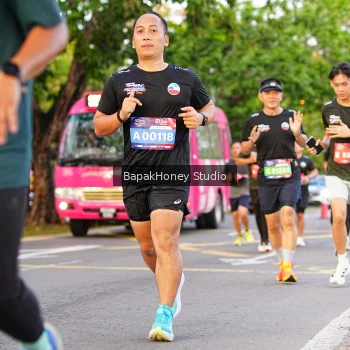 Runner Photo 4077763
