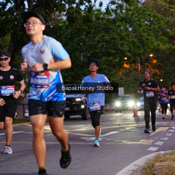 Runner Photo 4077801
