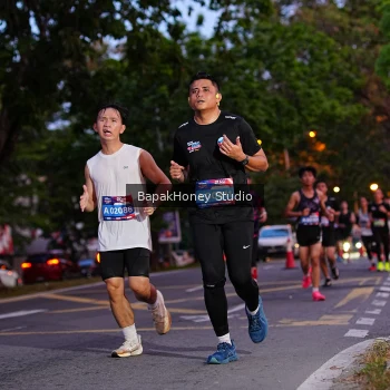 Runner Photo 4077802