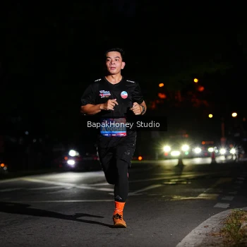 Runner Photo 4077815