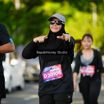 Runner Photo 4077842