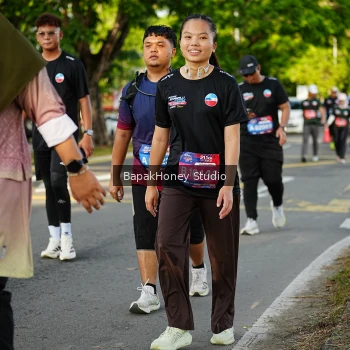 Runner Photo 4077859