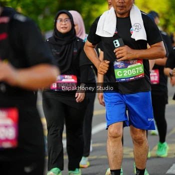 Runner Photo 4077868