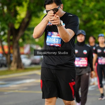Runner Photo 4077911