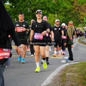 Runner Photo 4077955