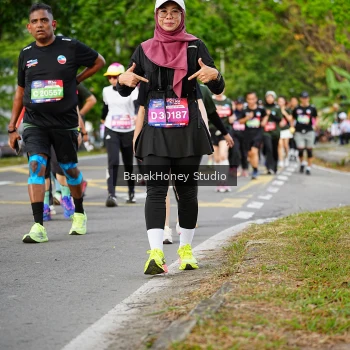 Runner Photo 4077996
