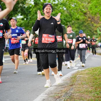 Runner Photo 4078002