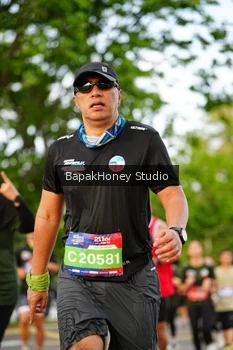 Runner Photo 4078241
