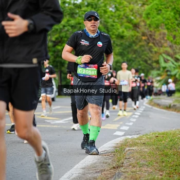 Runner Photo 4078247