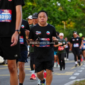 Runner Photo 4078289