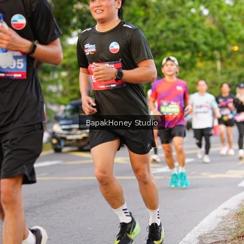 Runner Photo 4078303