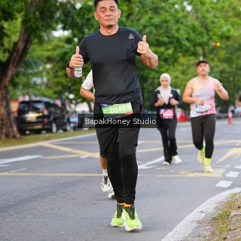 Runner Photo 4078311