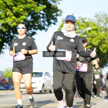 Runner Photo 4078575