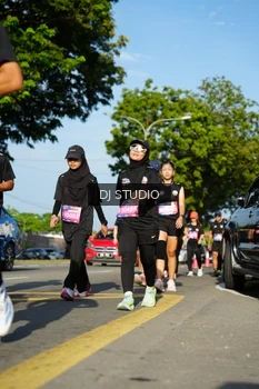 Runner Photo 4078593