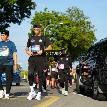 Runner Photo 4078629