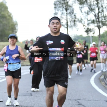 Runner Photo 4078636