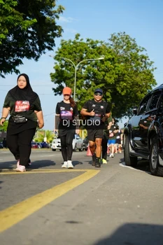 Runner Photo 4078641