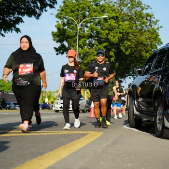 Runner Photo 4078642