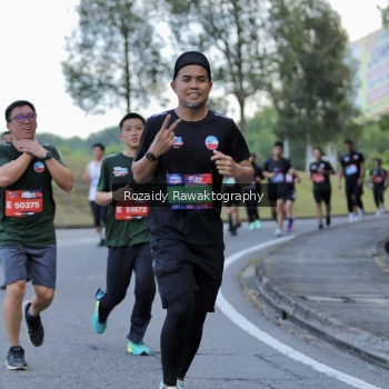 Runner Photo 4078676