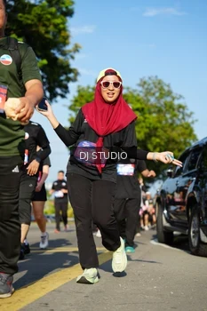 Runner Photo 4078859