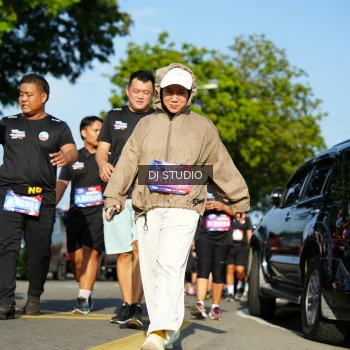 Runner Photo 4078903