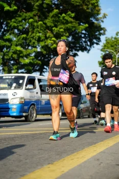 Runner Photo 4078975