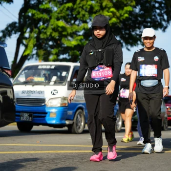 Runner Photo 4078997