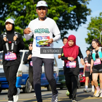 Runner Photo 4079010