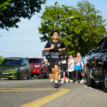 Runner Photo 4079014