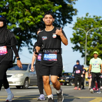 Runner Photo 4079037