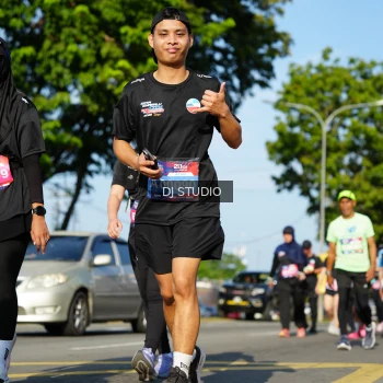 Runner Photo 4079039