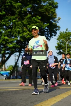 Runner Photo 4079041