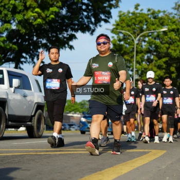 Runner Photo 4079059