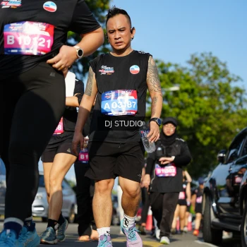 Runner Photo 4079153