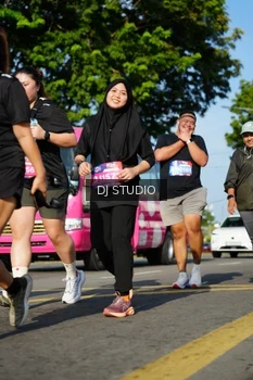 Runner Photo 4079248